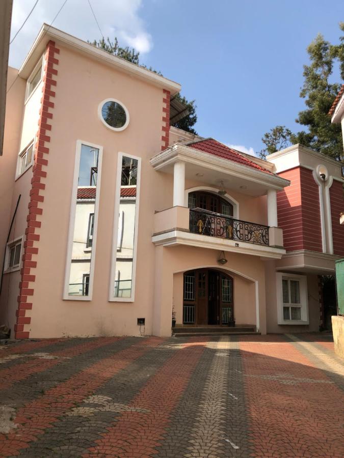 Hillcrest Metro Hotel Ooty Exterior foto